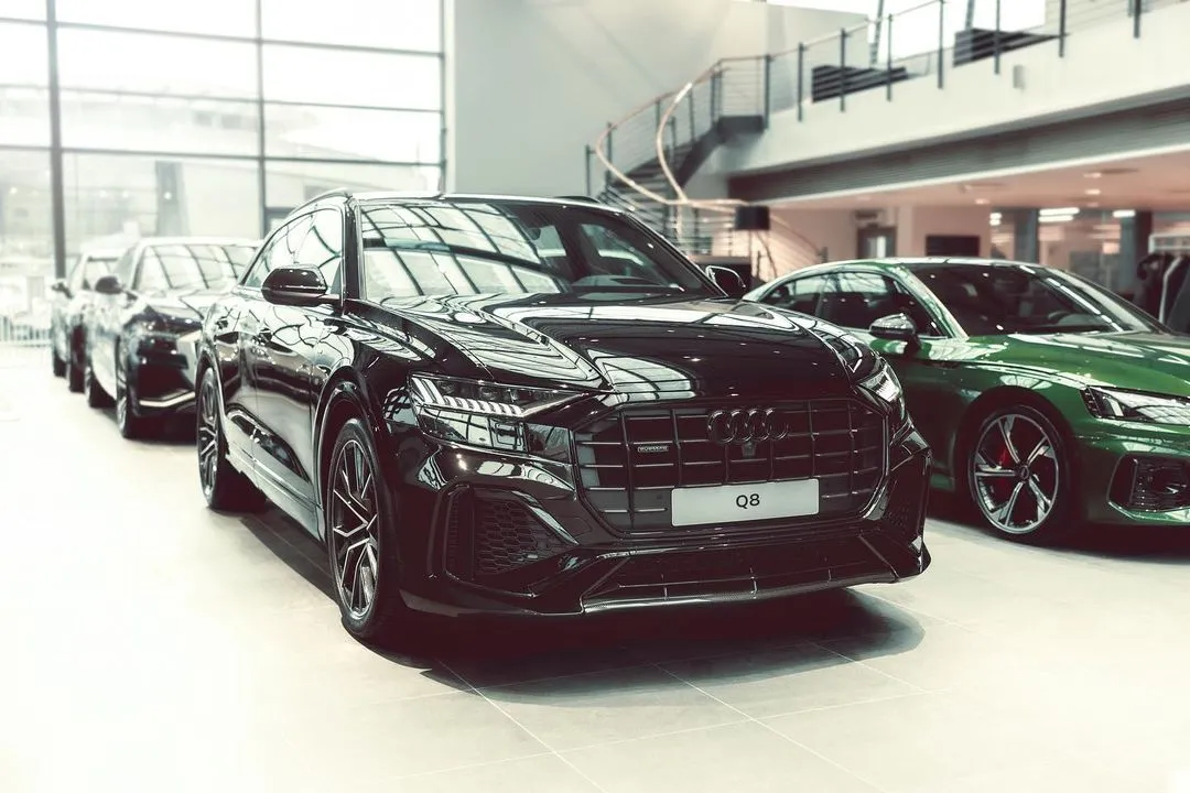Check price and buy body kit for Audi Q8