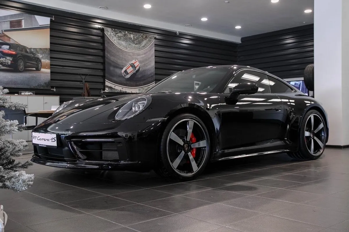 Buy New Porsche 911 Carrera 4S (992)