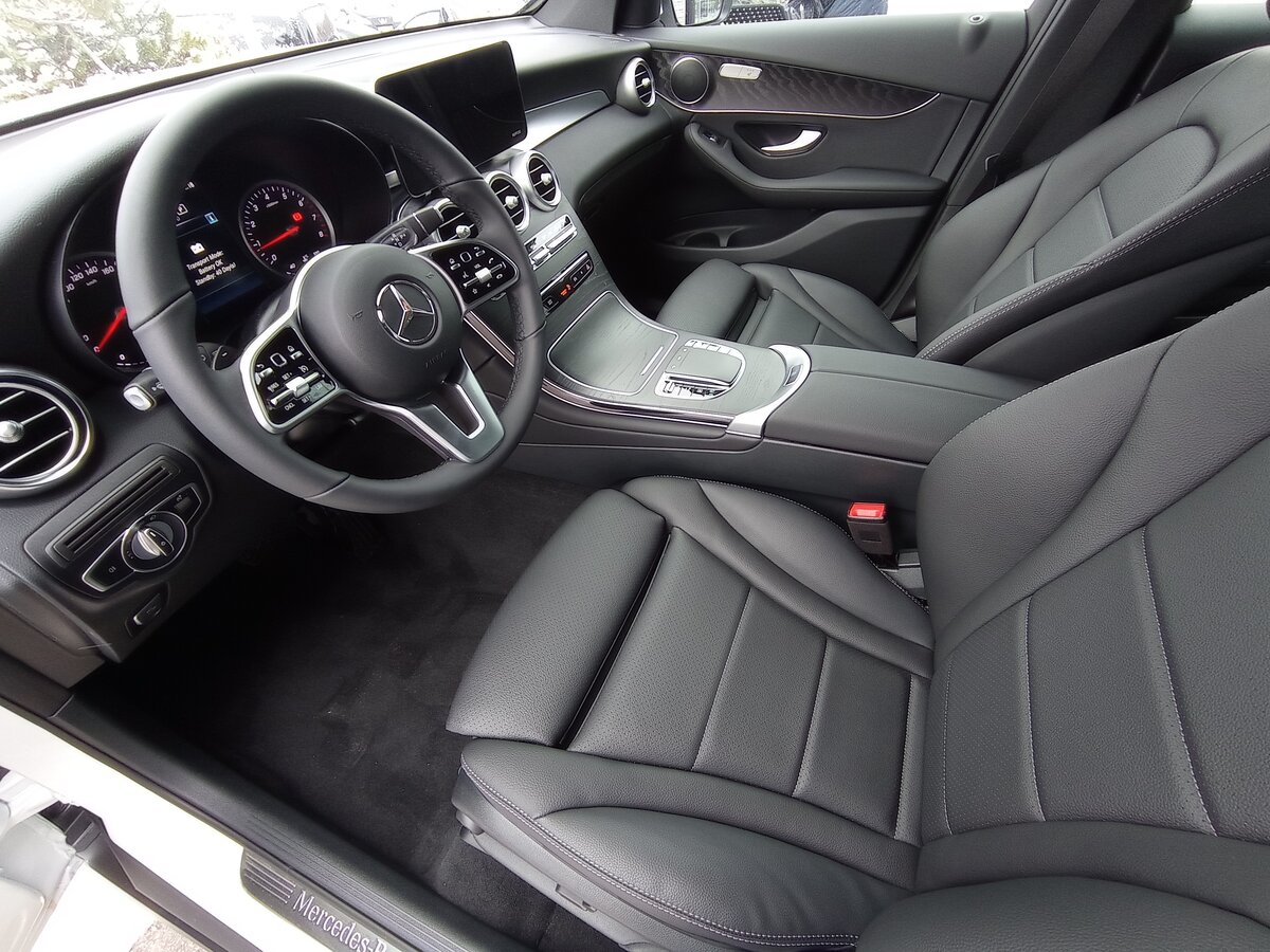 Check price and buy New Mercedes-Benz GLC 200 (X253) Restyling For Sale