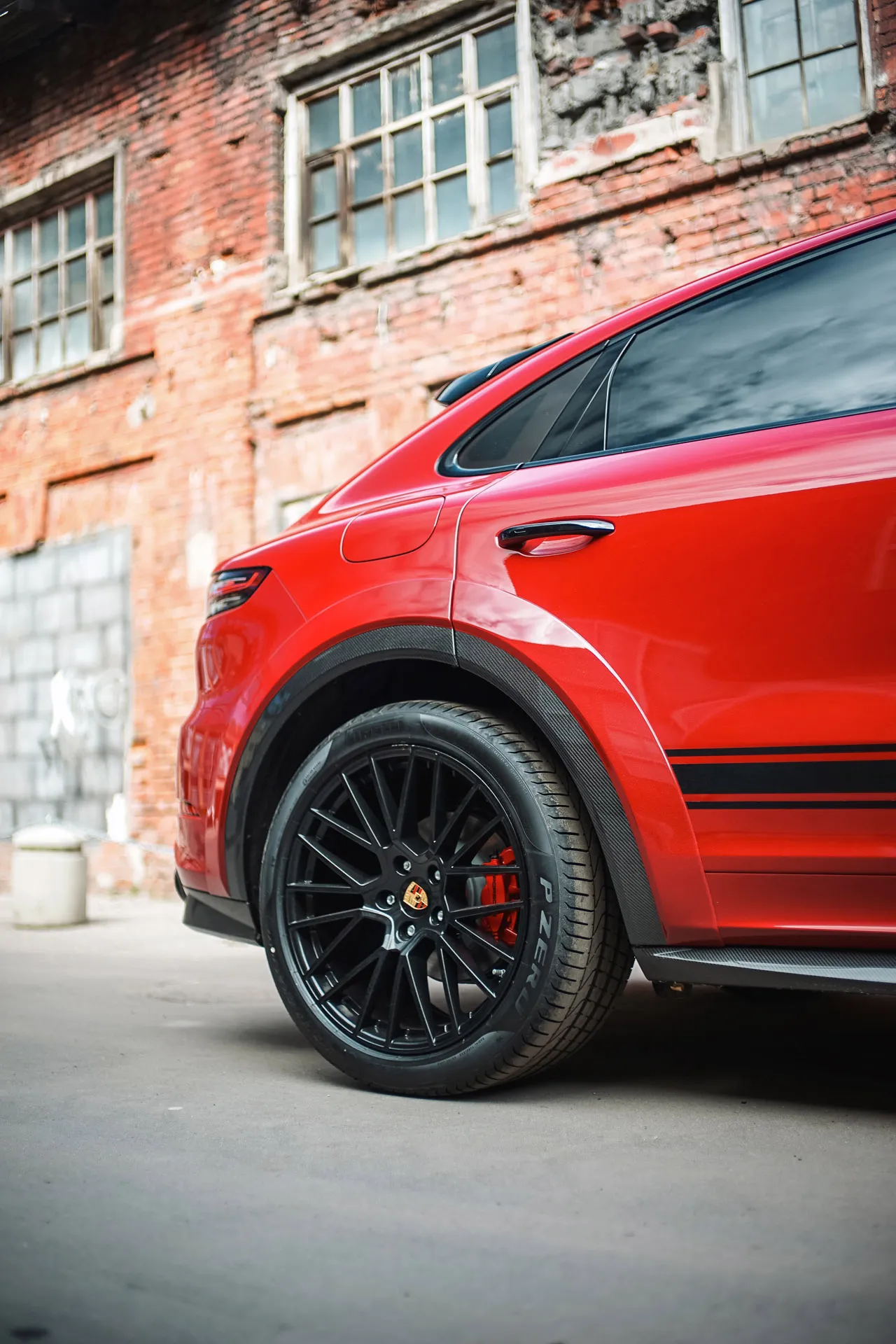 Check price and buy MTR Design Wide Body Carbon Fiber kit for Porsche Cayenne Coupe