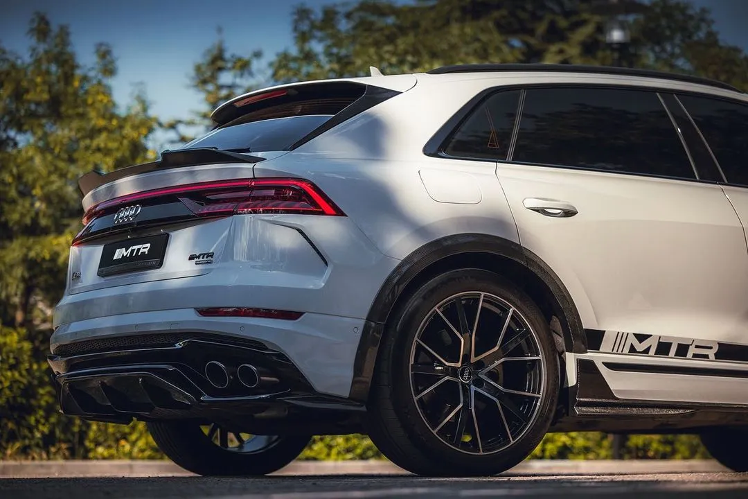 Check price and buy body kit for Audi Q8