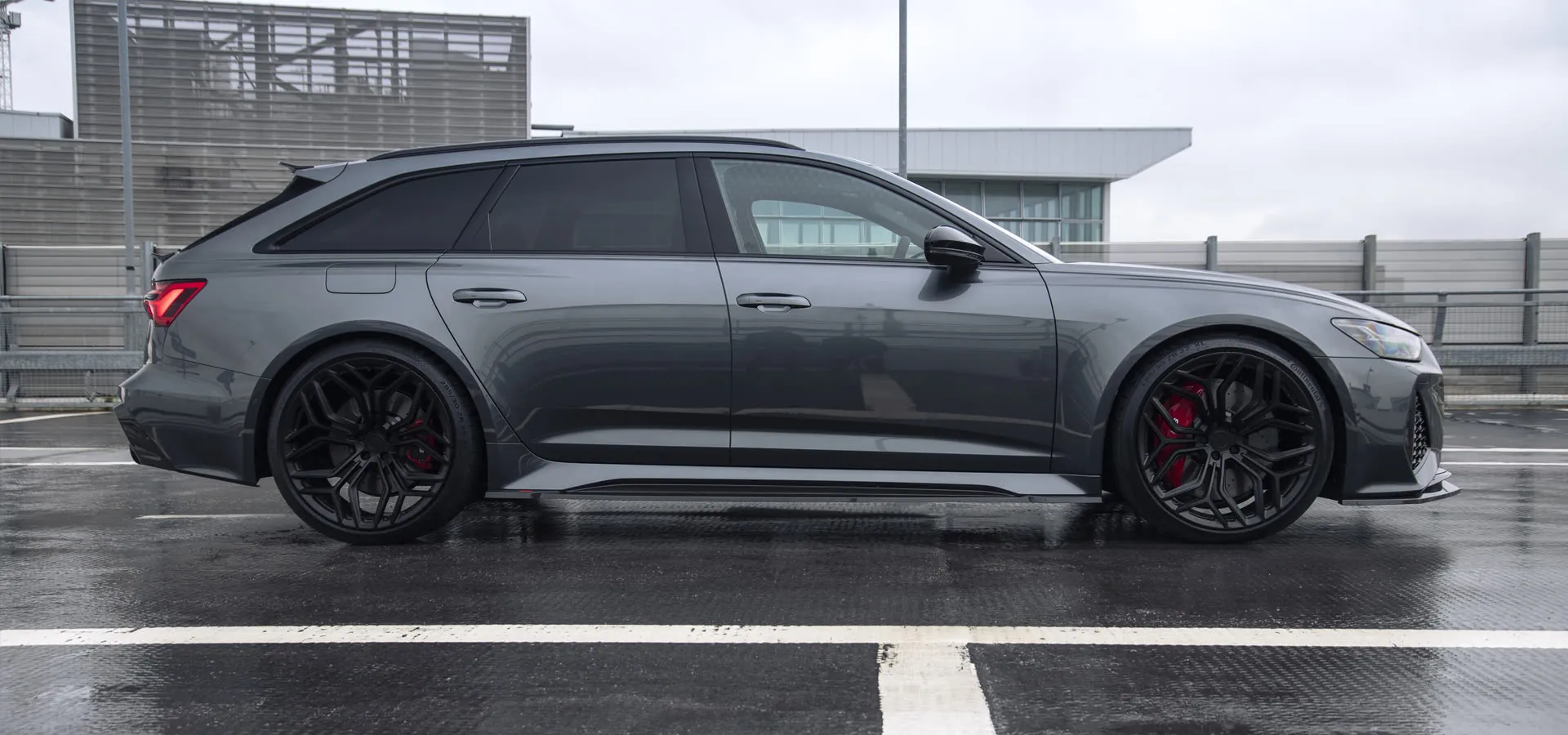 Check our price and buy Urban carbon fiber body kit set for Audi RS6 C8