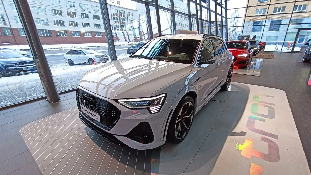 Check price and buy New Audi E-Tron S For Sale