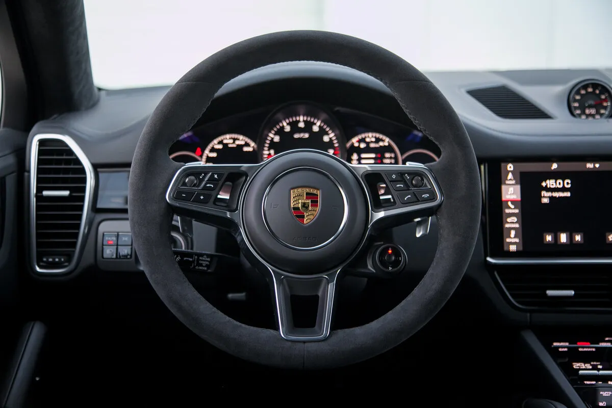New Porsche Cayenne GTS Coupé
