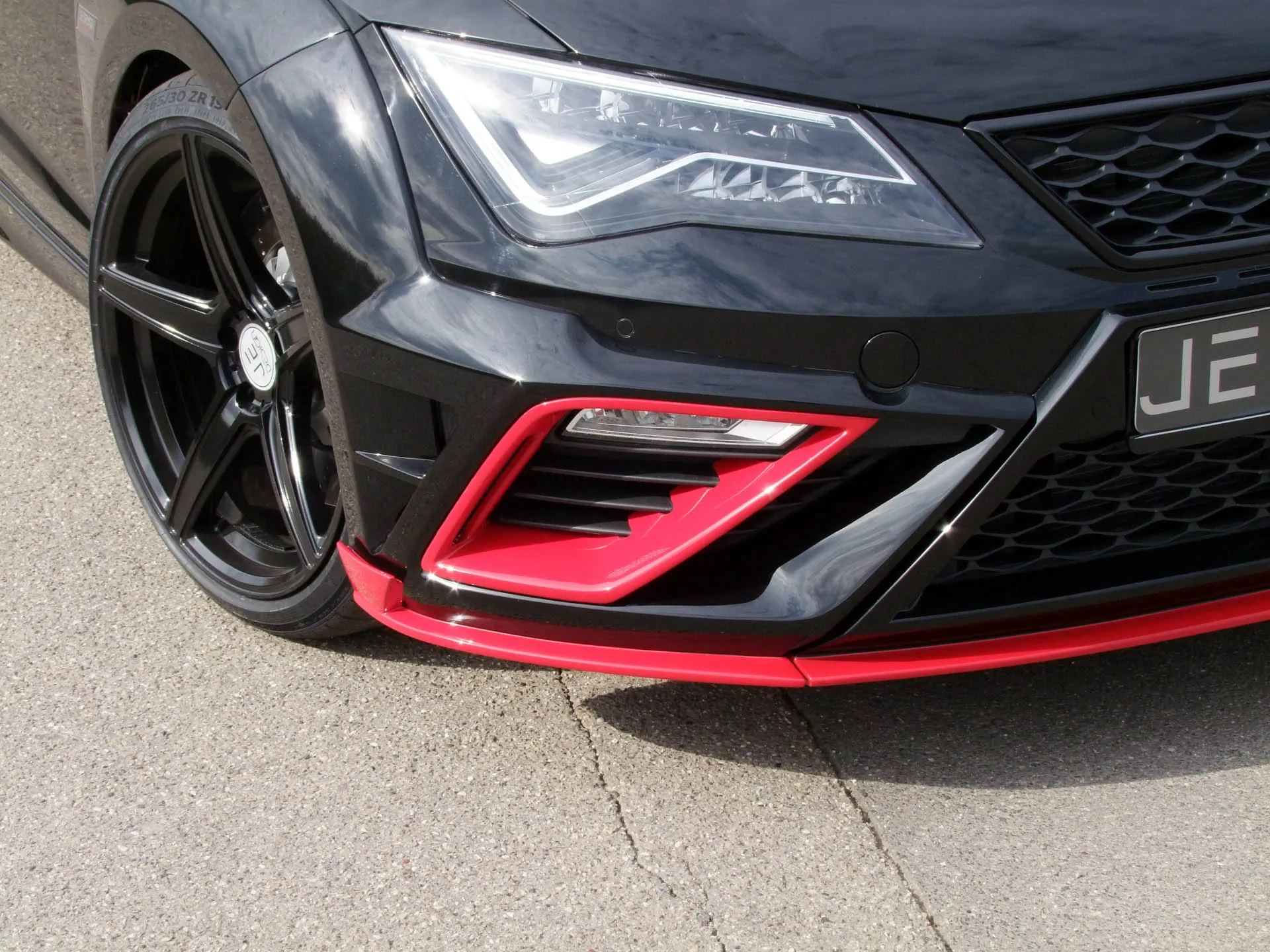 Check our price and buy JE Design body kit for Seat Leon ST FR + Cupra!