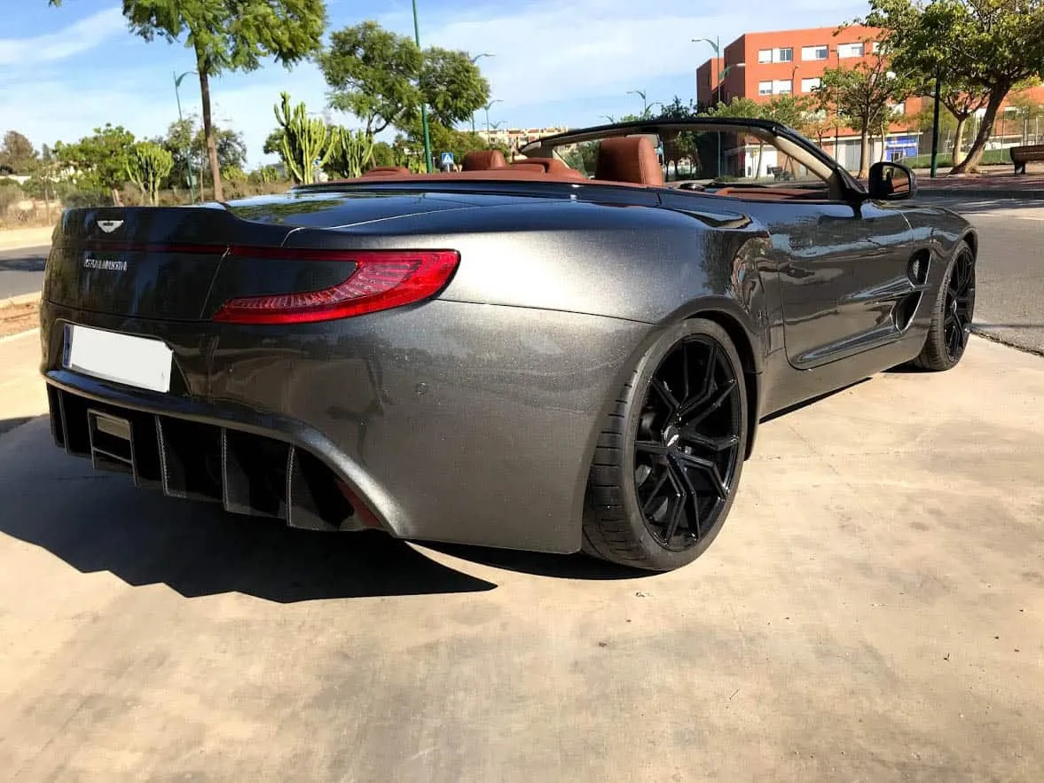 Check our price and buy Venuum body kit for Aston Martin DB9!