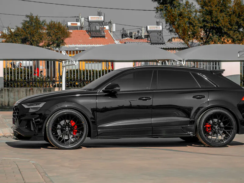 Check our price and buy Lumma CLR 8S body kit for Audi Q8
