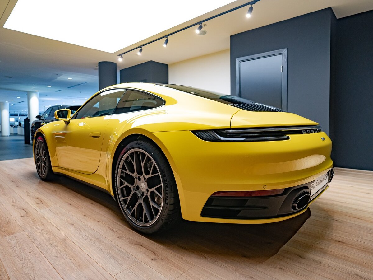 Check price and buy New Porsche 911 Carrera (992) For Sale