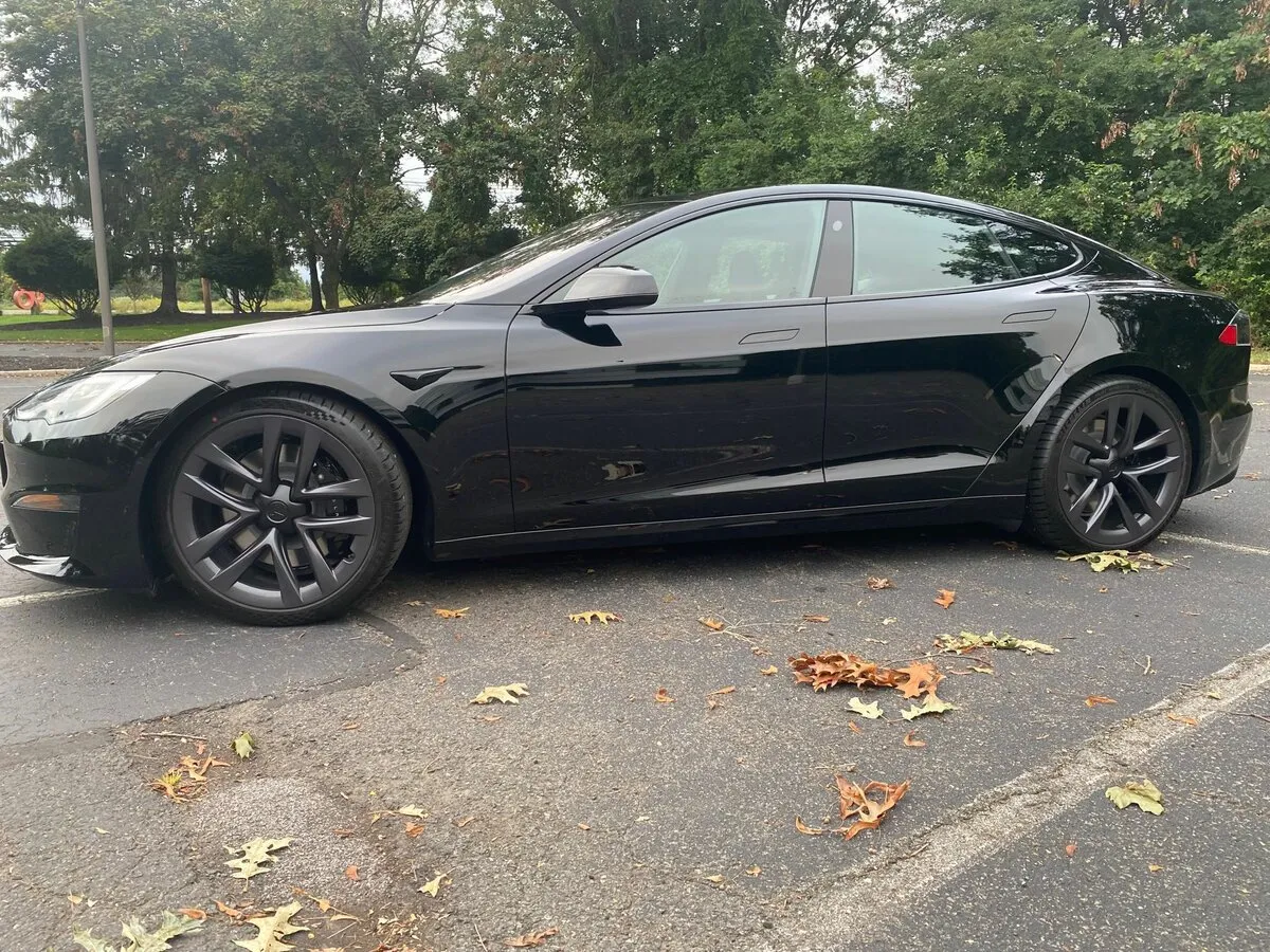 Check price and buy New Tesla Model S Plaid Restyling 2 For Sale