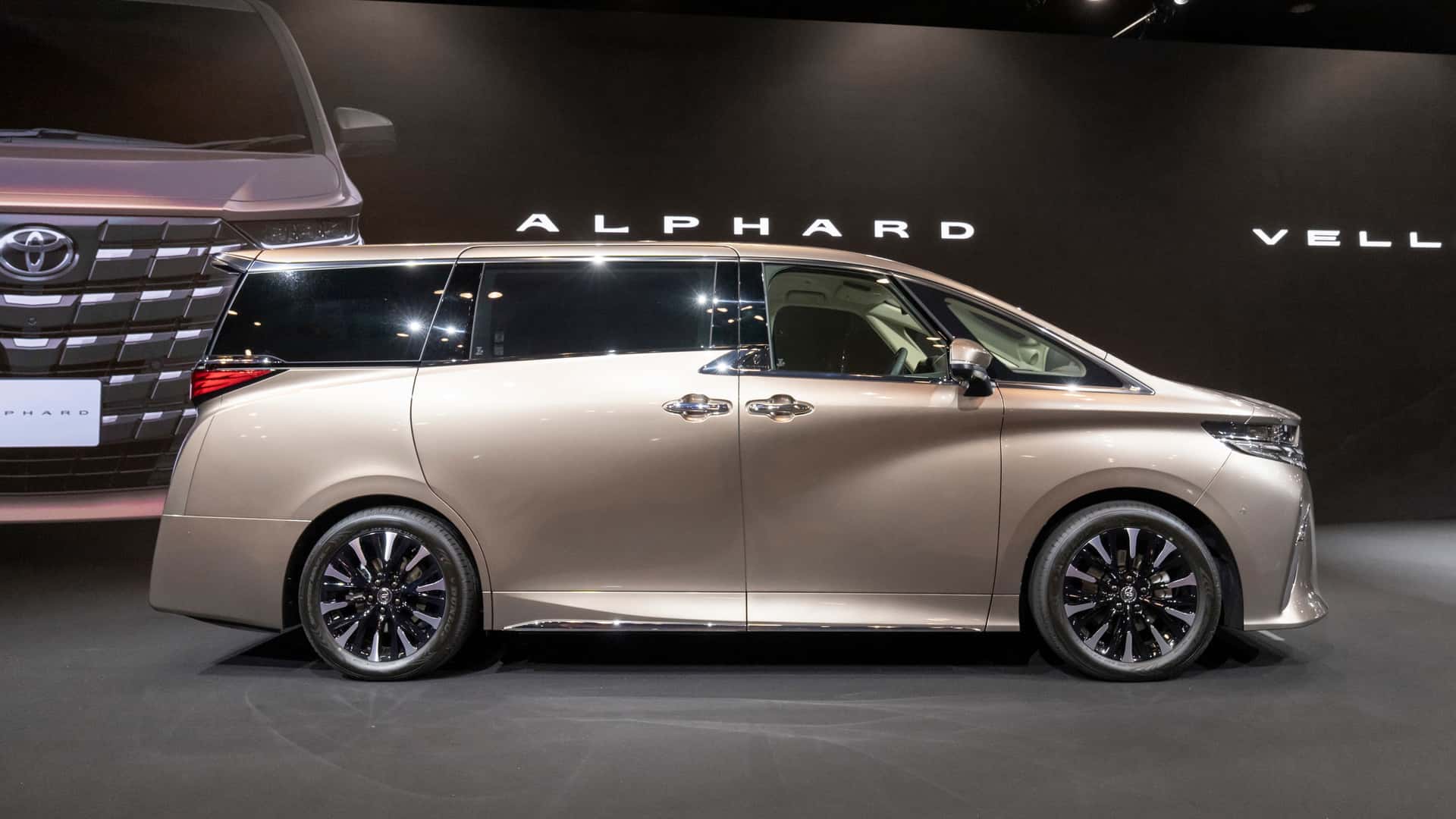 Unveiling the AllNew 2024 Toyota Alphard and Vellfire A Majestic