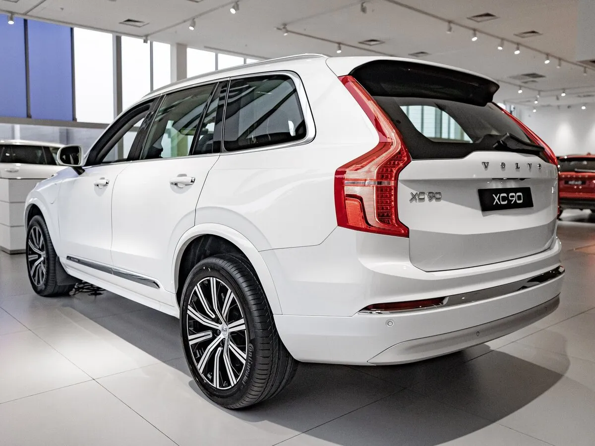 Check price and buy New Volvo XC90 Restyling For Sale