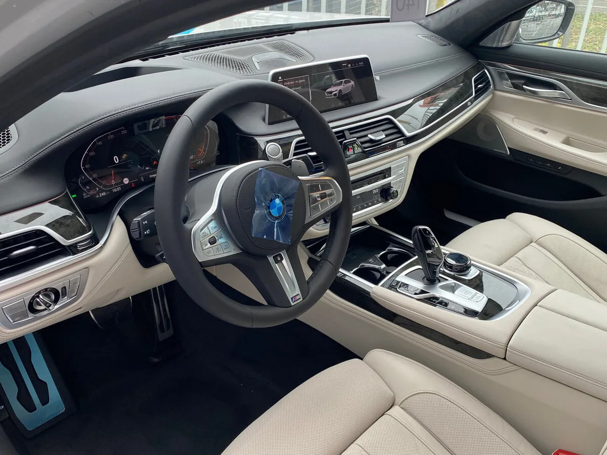 Buy New BMW 7 series Long 740Ld xDrive (G11/G12) Restyling