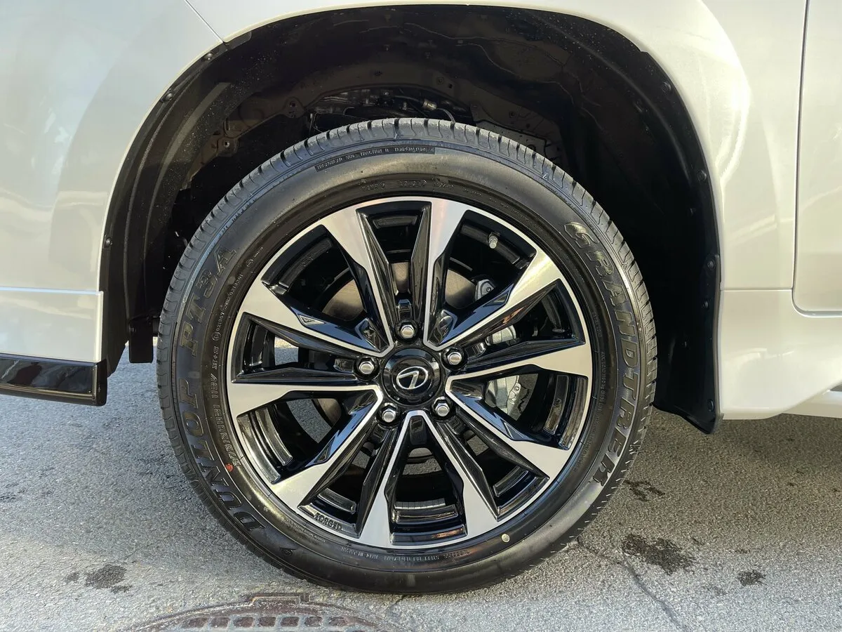 Check price and buy New Lexus LX 570 Restyling 2 For Sale