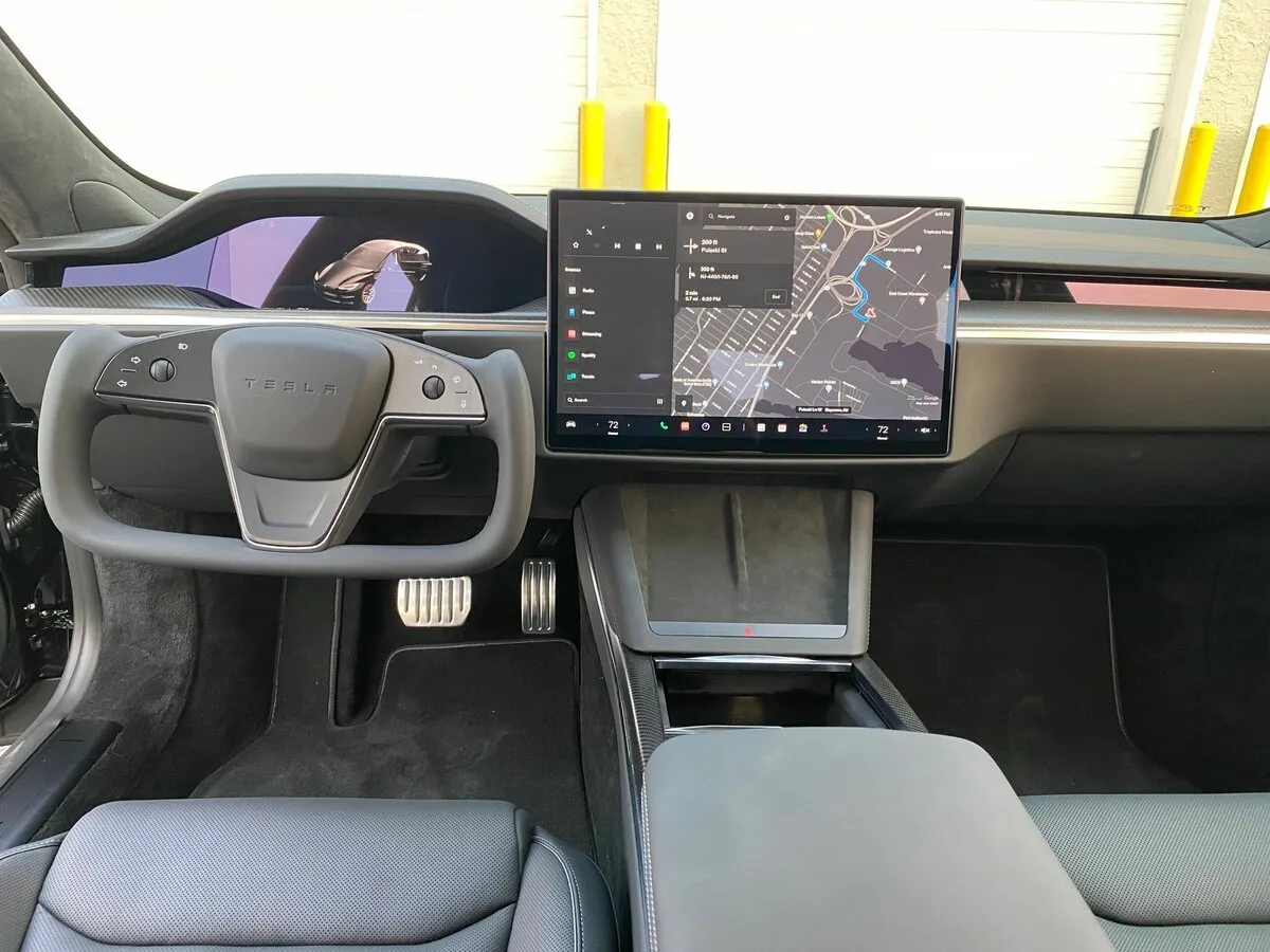 Check price and buy New Tesla Model S Plaid Restyling 2 For Sale