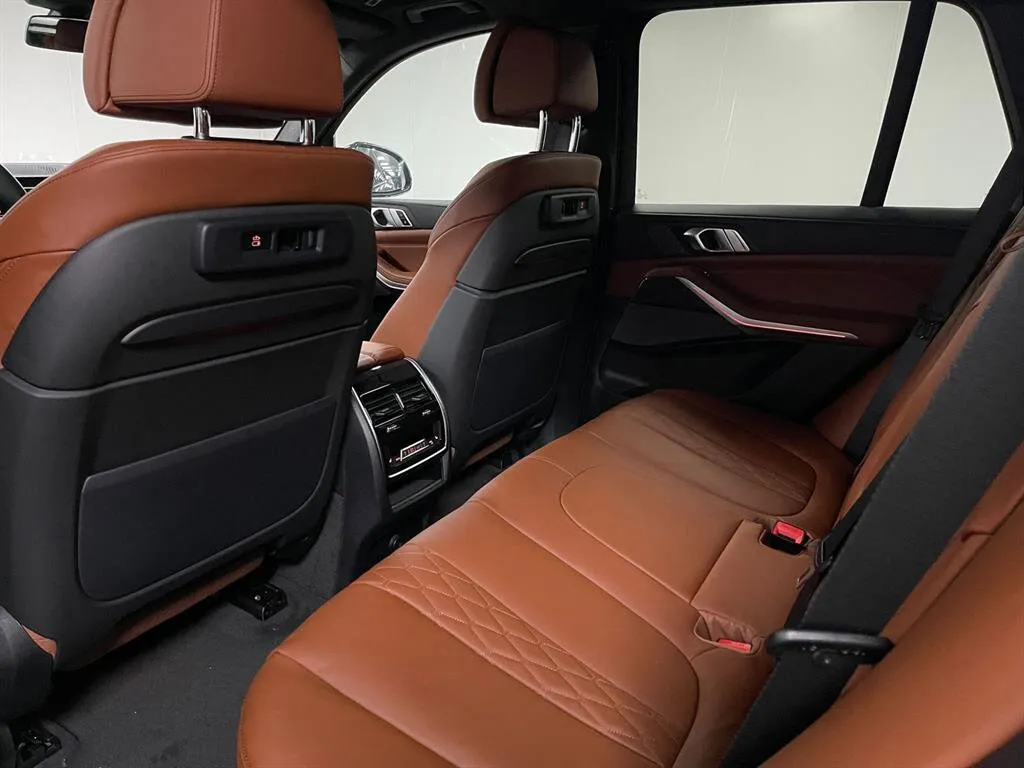 Check price and buy New BMW X5 M50i (G05) For Sale