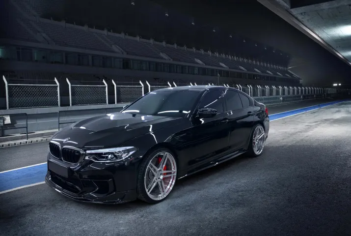 Check price and buy Ronin Design body kit for BMW M5 F90