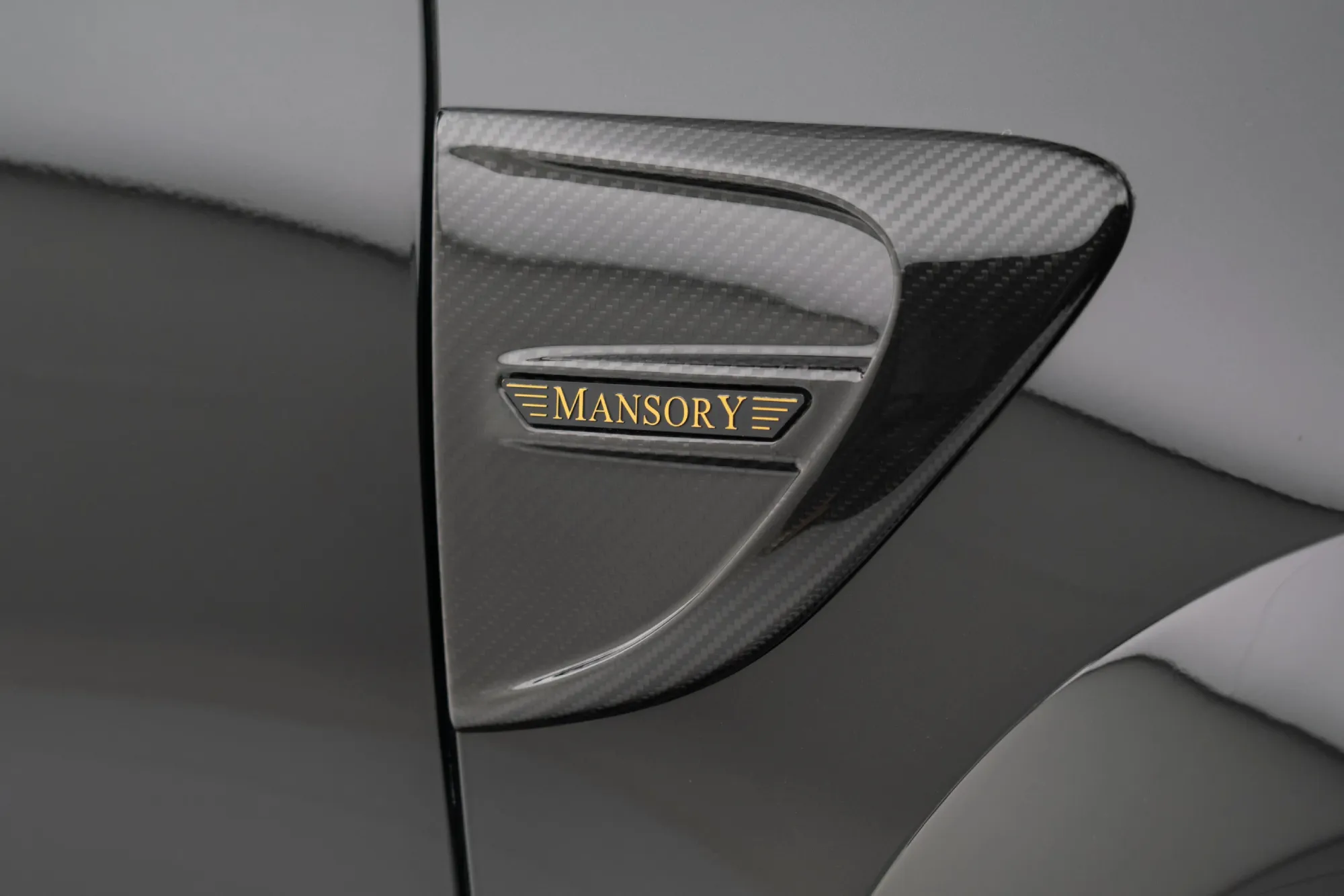 Check our price and buy Mansory Carbon Fiber Body kit set for Mercedes GLS AMG63 X167