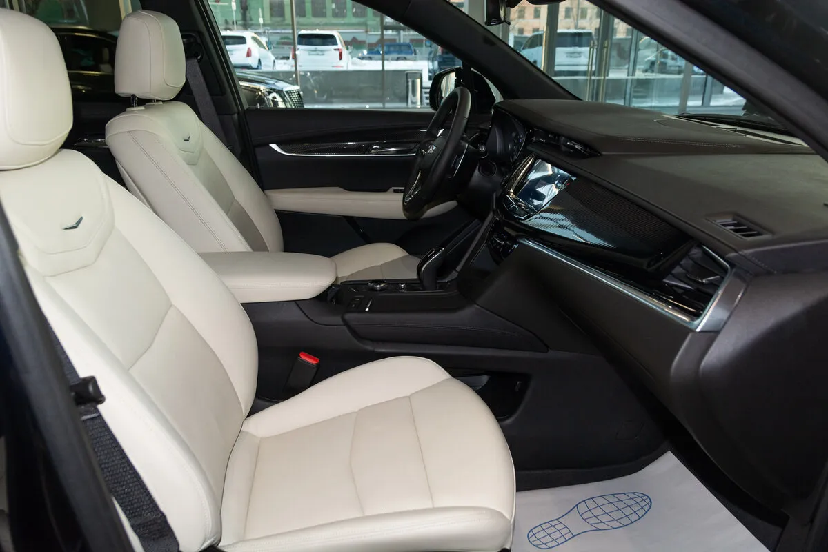 Check price and buy New Cadillac XT6 For Sale