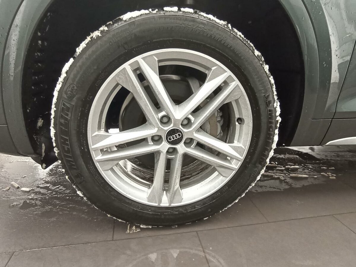 Check price and buy New Audi Q5 Sportback 45 TFSI (FY) For Sale