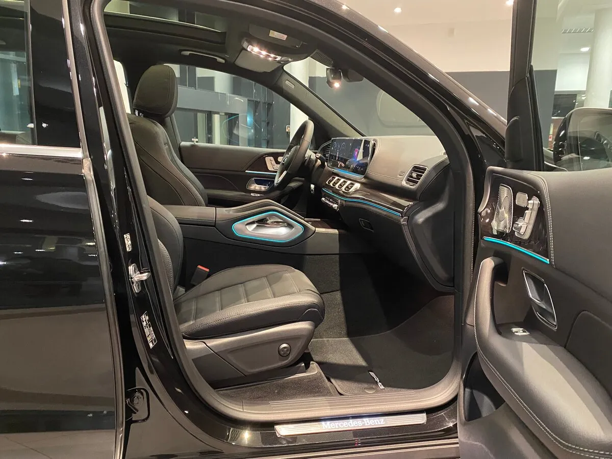 Check price and buy New Mercedes-Benz GLS 400 d (X167) For Sale