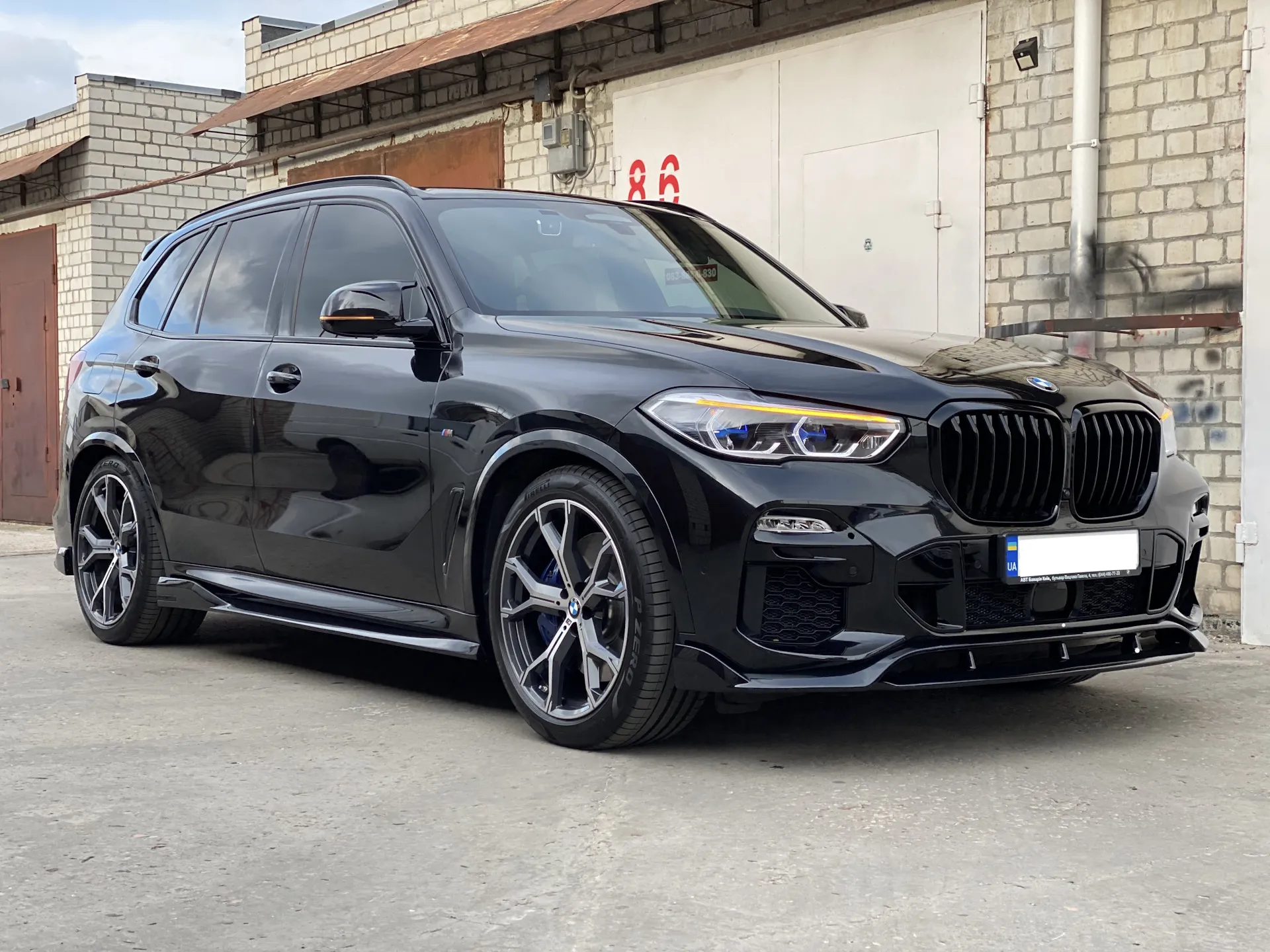 Check price and buy Ronin Design  Paradigm body kit for BMW X5 G05 