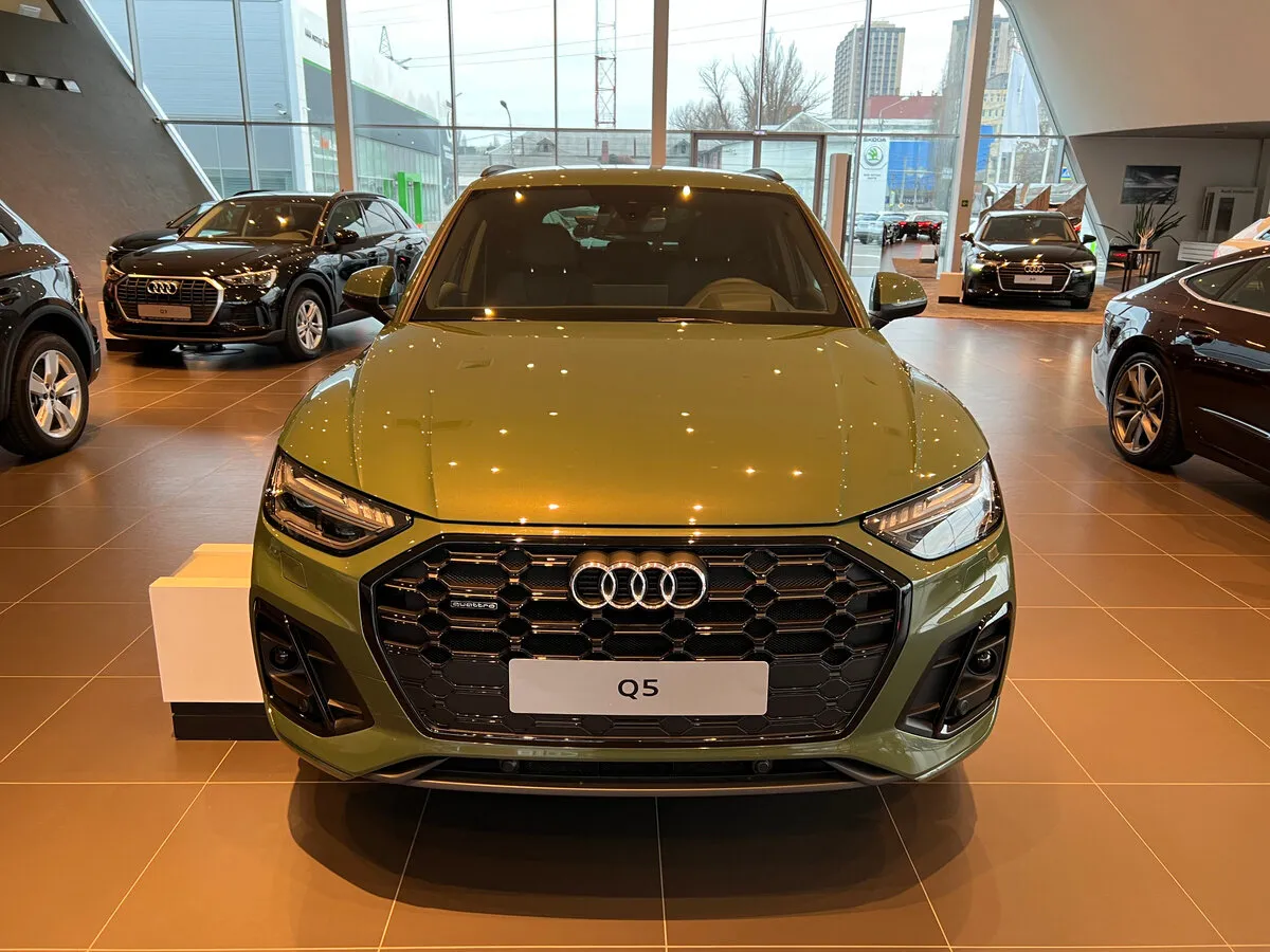 Check price and buy New Audi Q5 45 TFSI (FY) Restyling For Sale