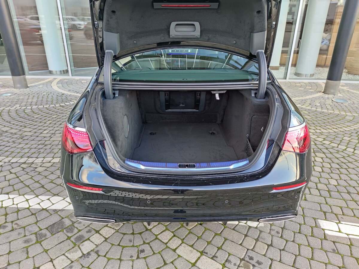 Check price and buy New Mercedes-Benz S-Class 450 Long (W223) For Sale