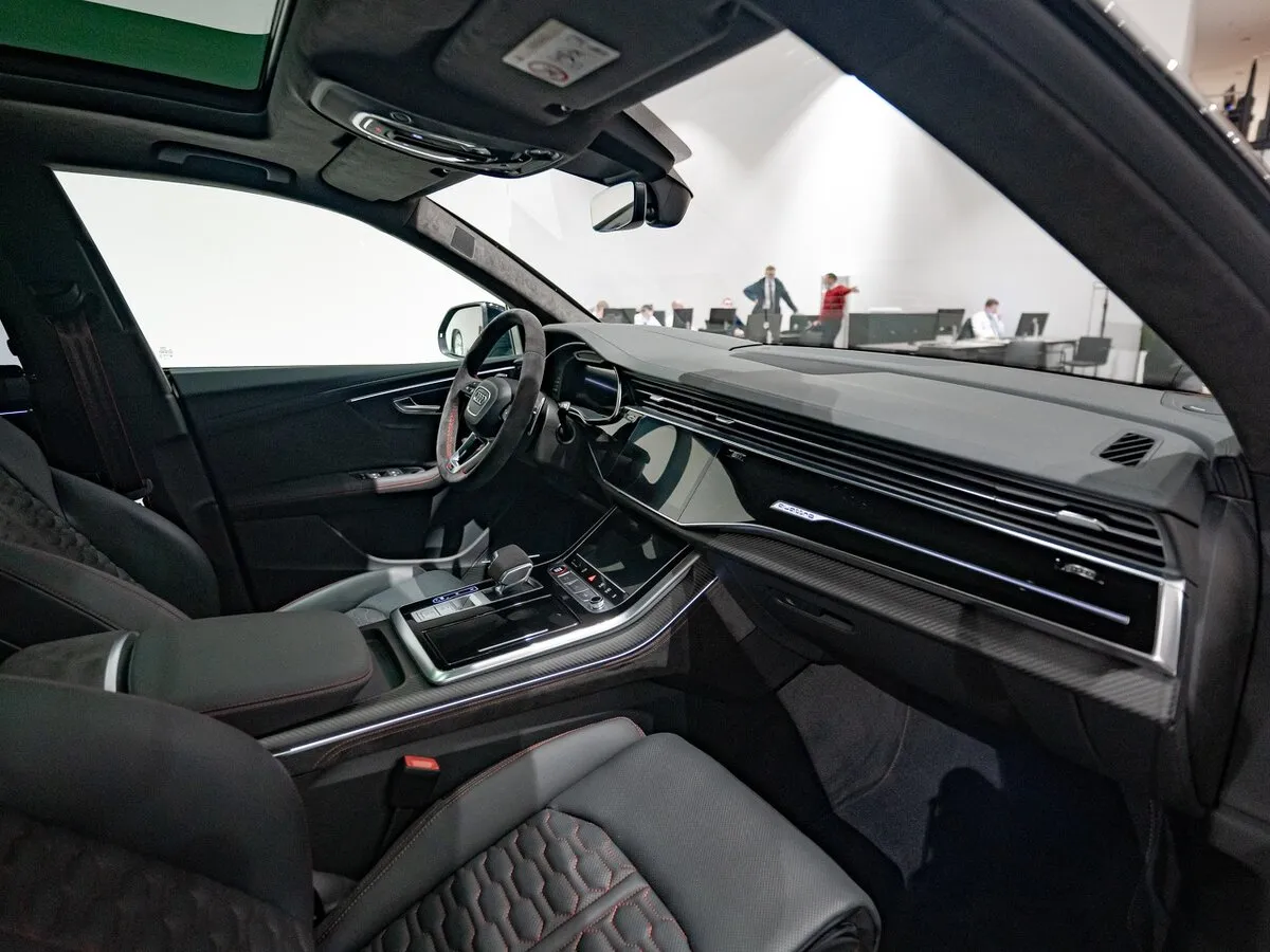 Buy New Audi RS Q8