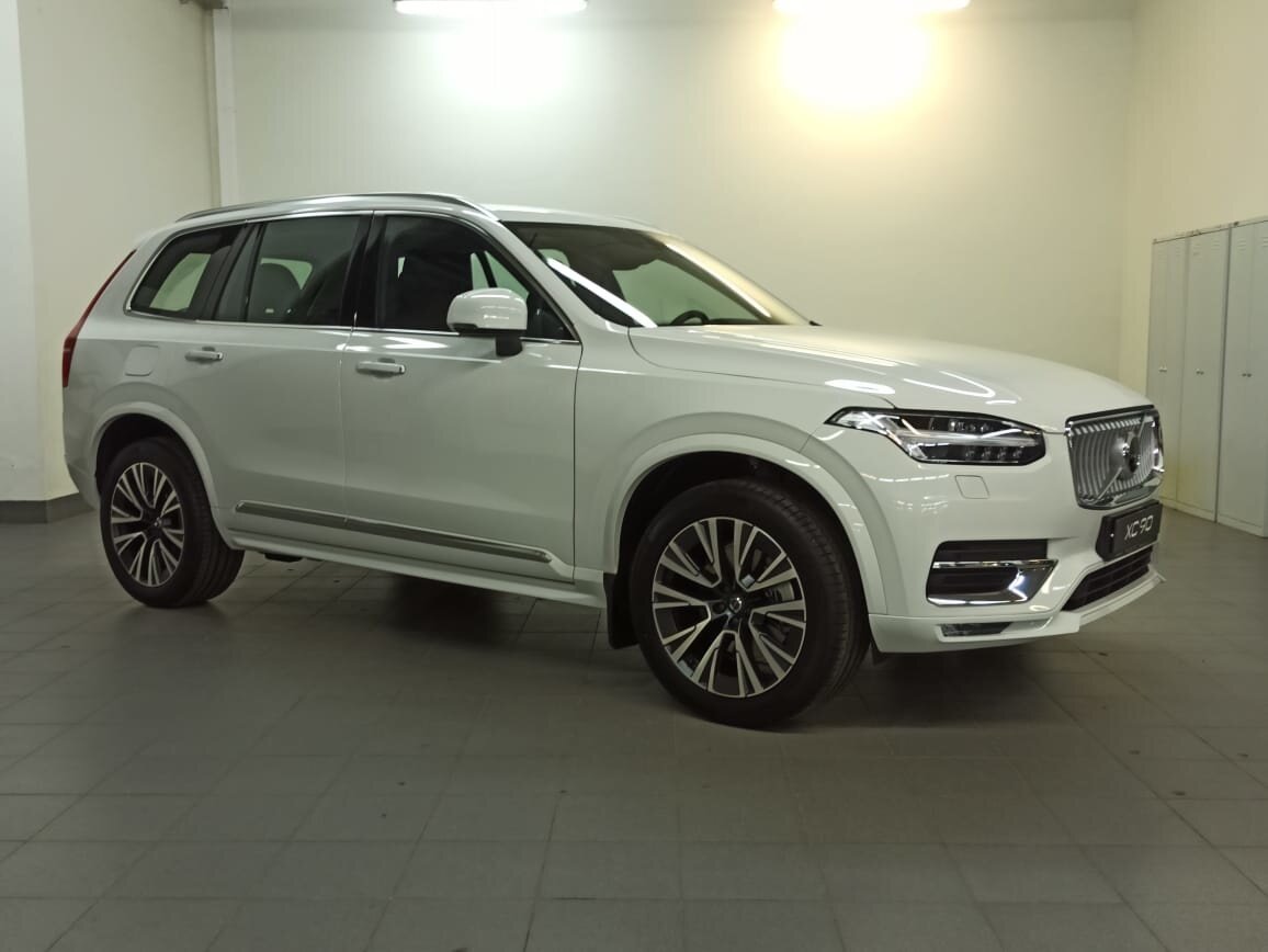 Check price and buy New Volvo XC90 Restyling For Sale