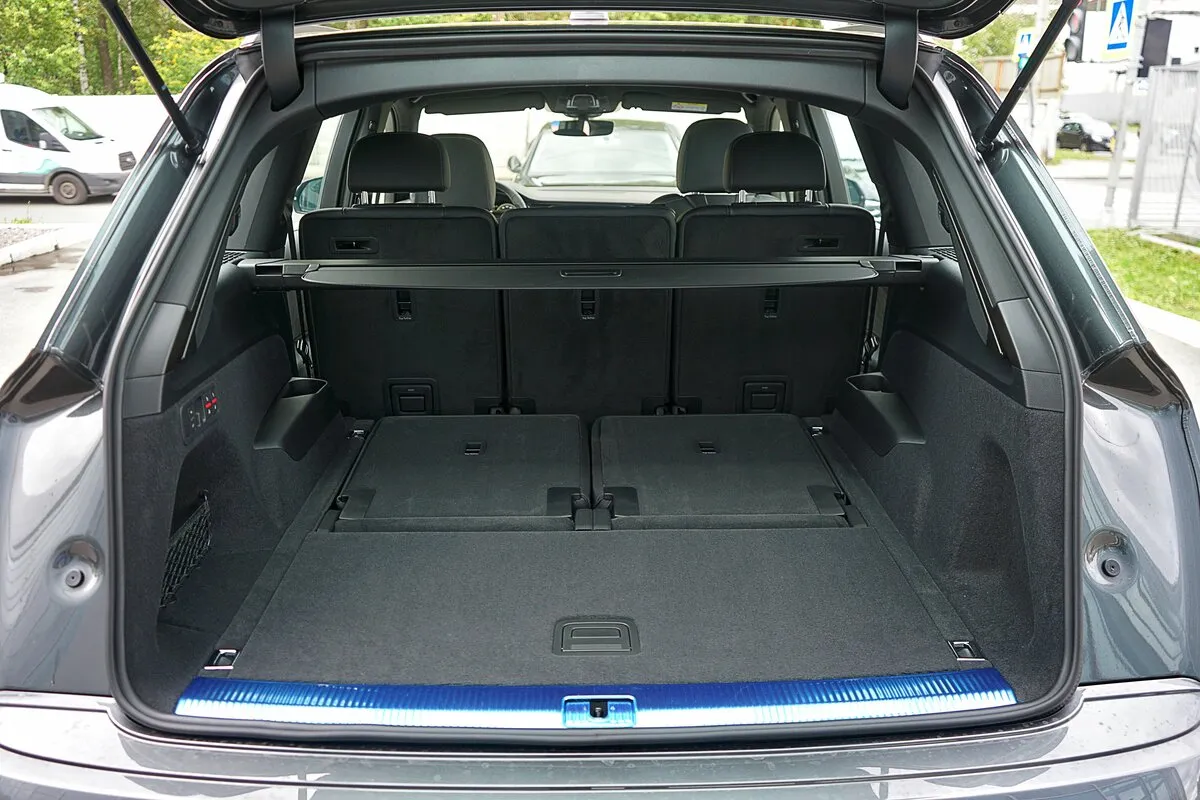 Check price and buy New Audi Q7 45 TDI (4M) Restyling For Sale