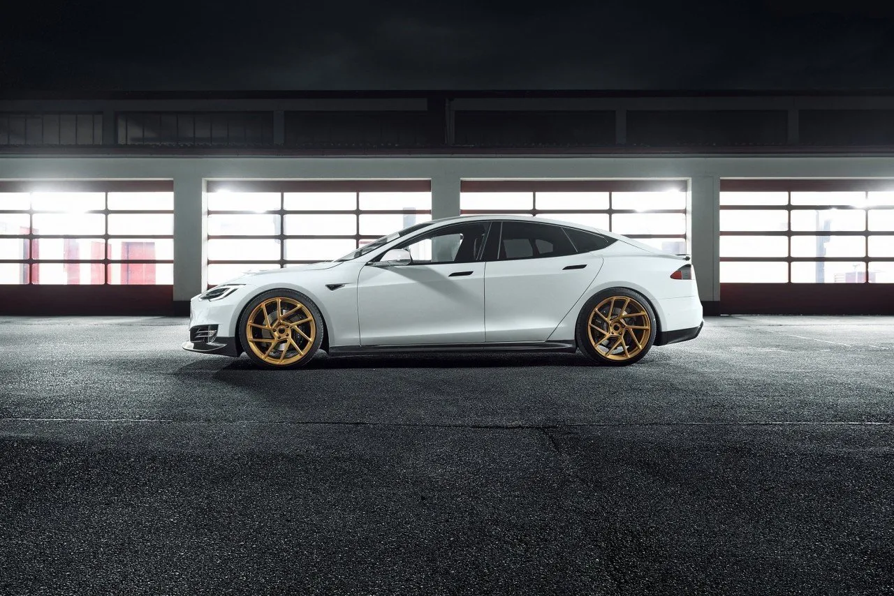 Check price and buy Novitec Carbon Fiber Body kit set for Tesla Model S