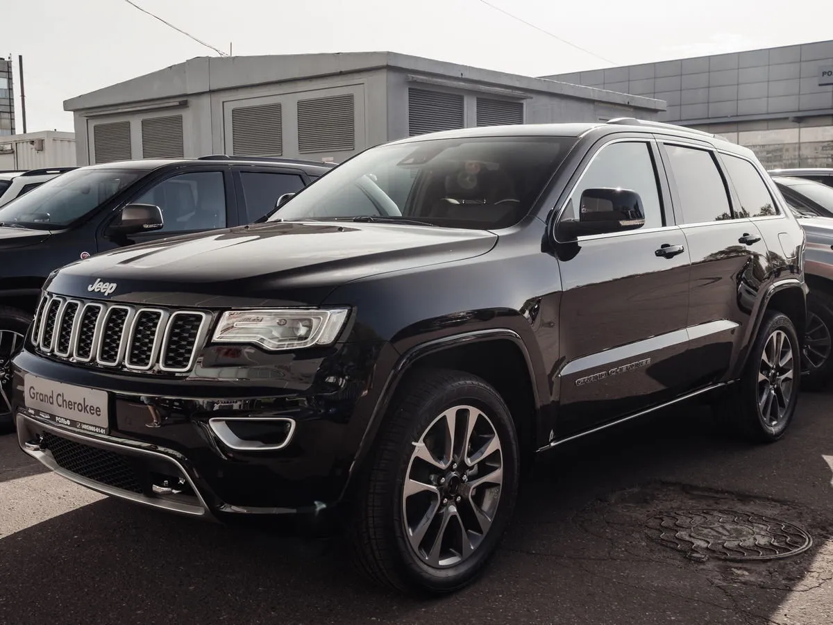Check price and buy New Jeep Grand Cherokee (WK2) Restyling For Sale