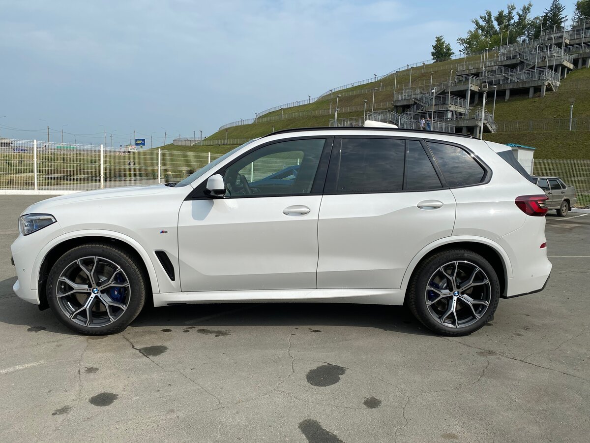 Buy New BMW X5 30d (G05)