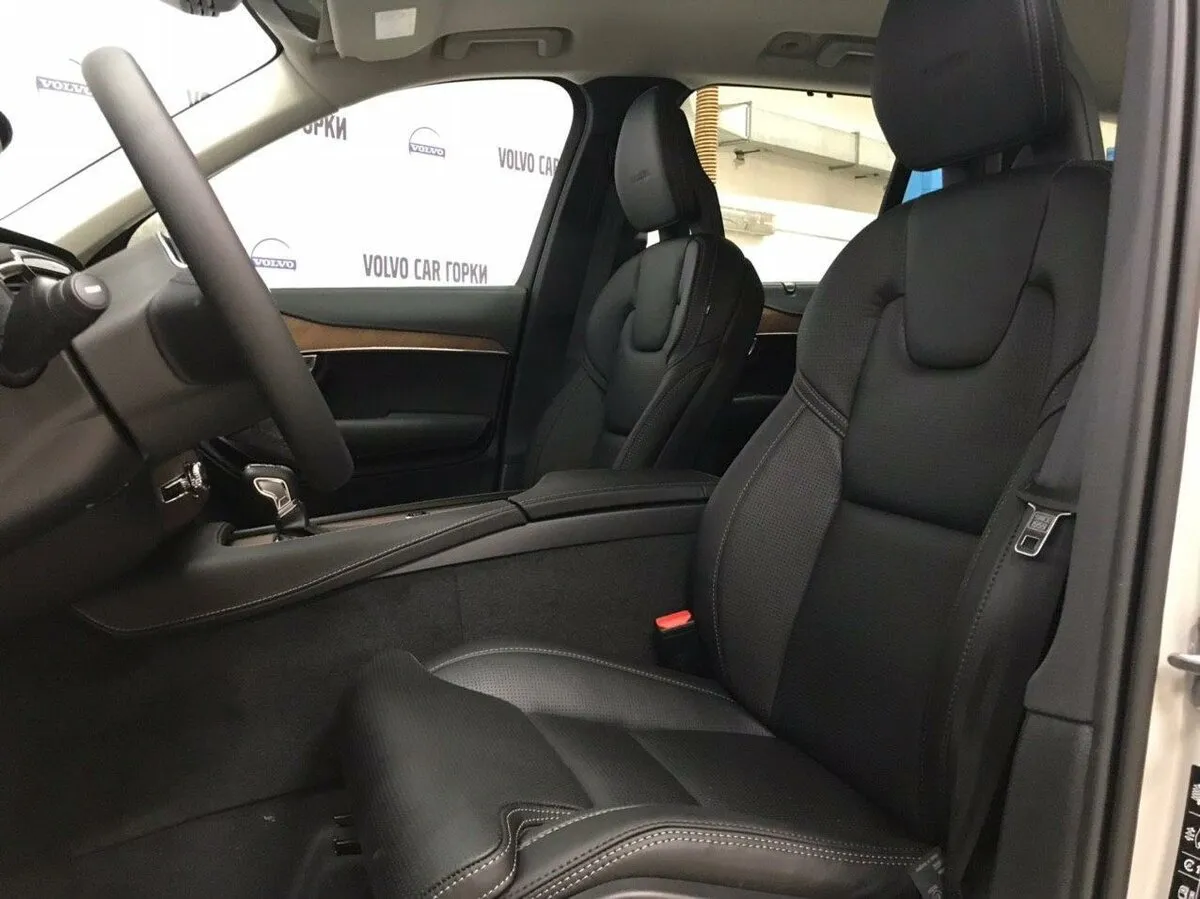 Check price and buy New Volvo XC90 Restyling For Sale