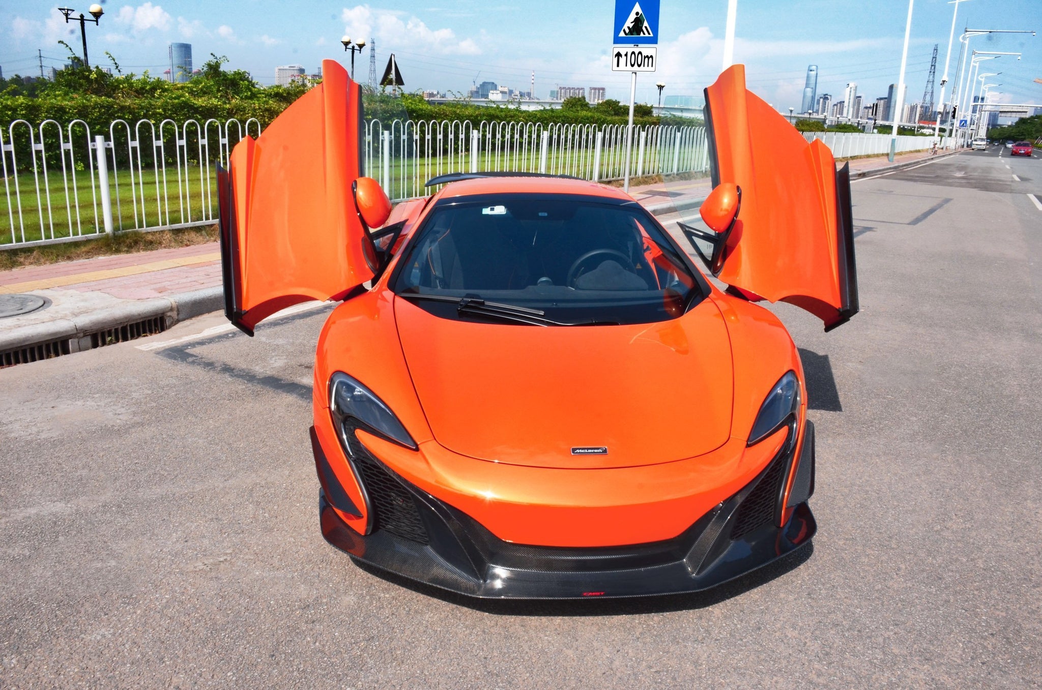 Check our price and buy CMST Carbon Fiber Body Kit set for McLaren 650S !