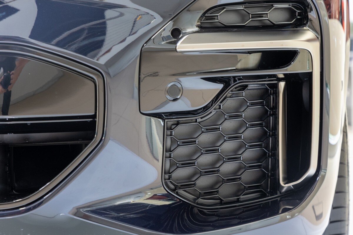 Check price and buy New BMW X5 M50d (G05) For Sale