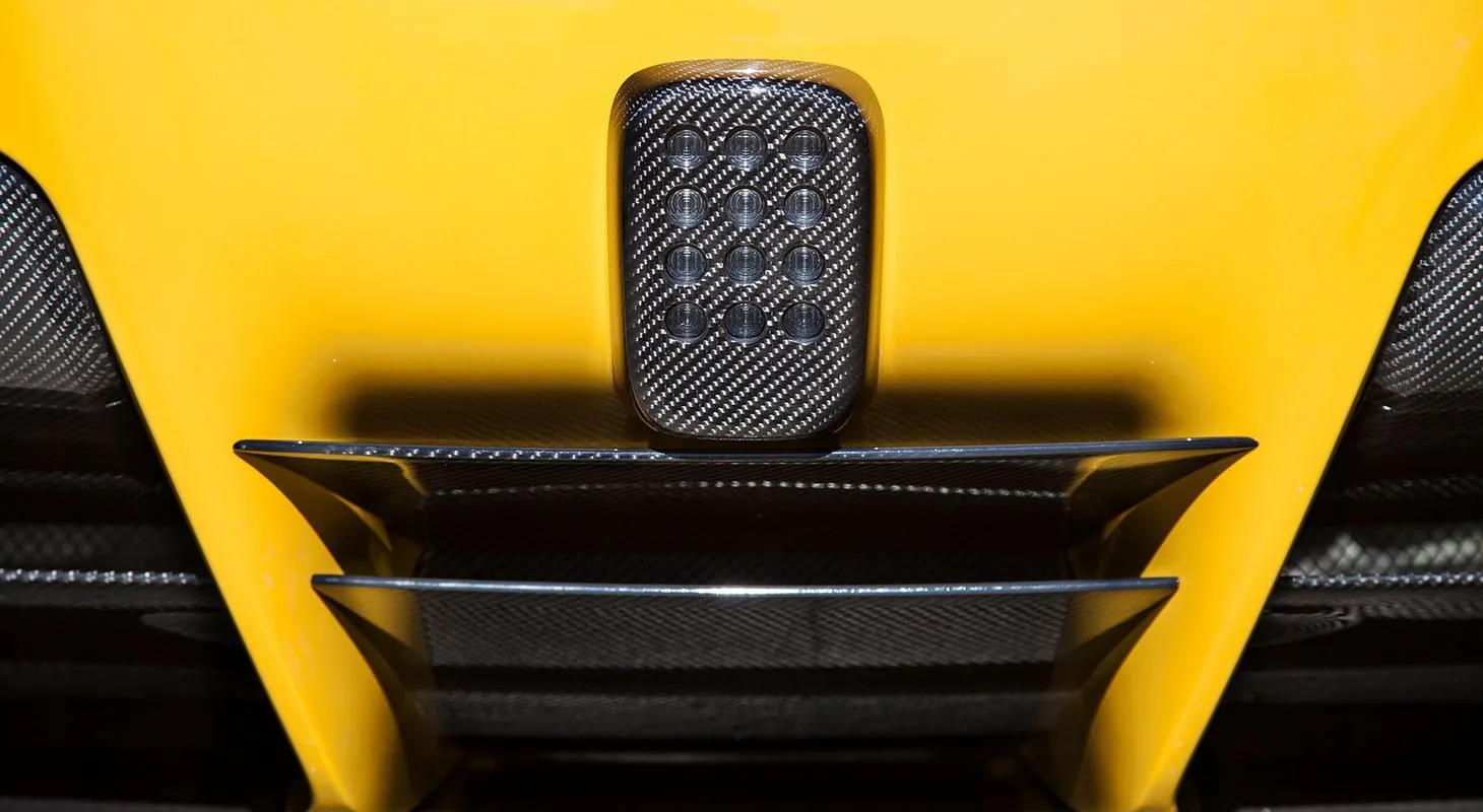 Check price and buy Novitec Carbon Fiber Body kit set for Ferrari F12berlinetta