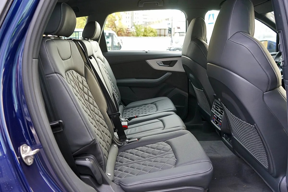 Check price and buy New Audi Q7 45 TDI (4M) Restyling For Sale