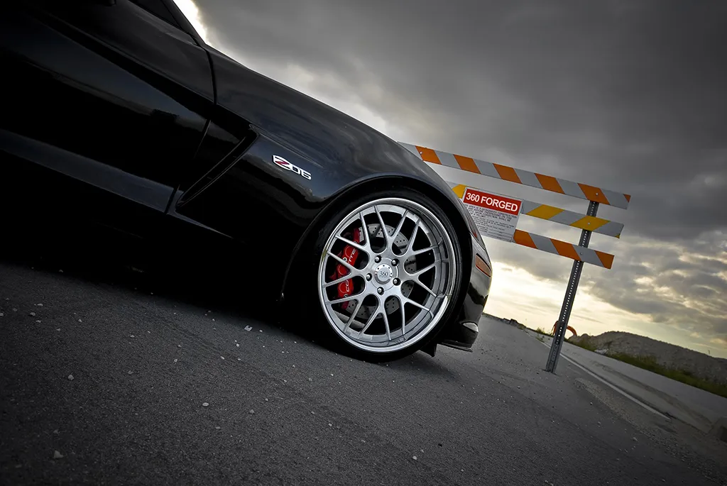 360 Forged Mesh 8 on Corvette Z06 — side view
