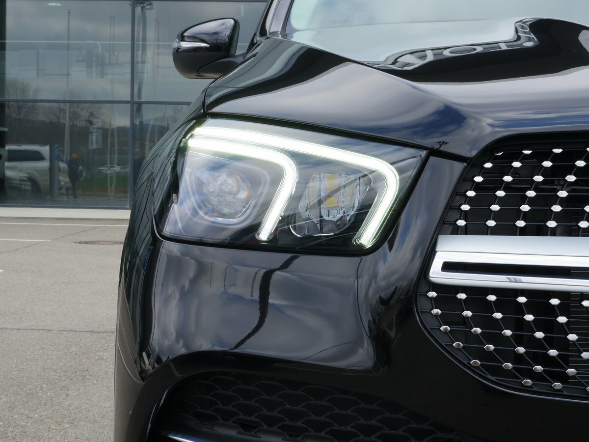 Check price and buy New Mercedes-Benz GLE 300 d (V167) For Sale