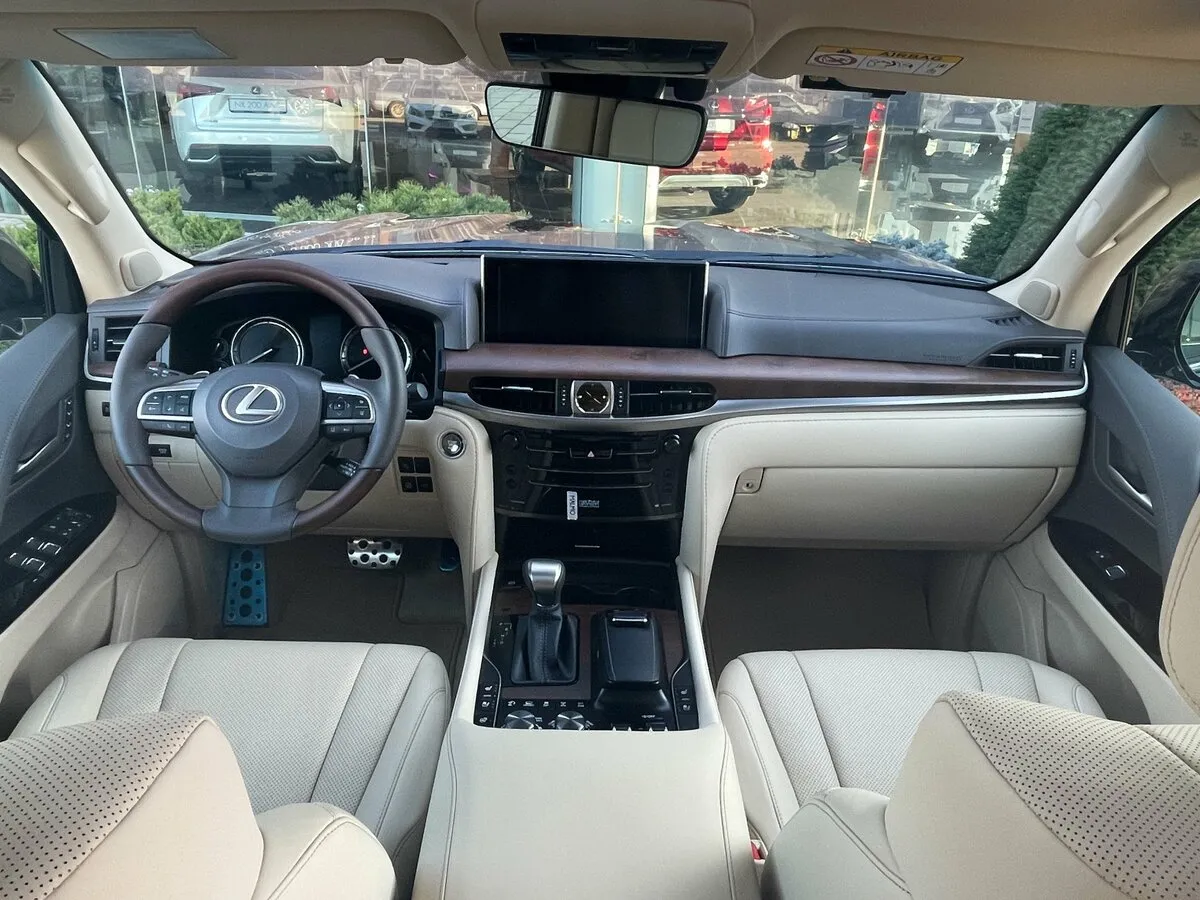 Check price and buy New Lexus LX 570 Restyling 2 For Sale