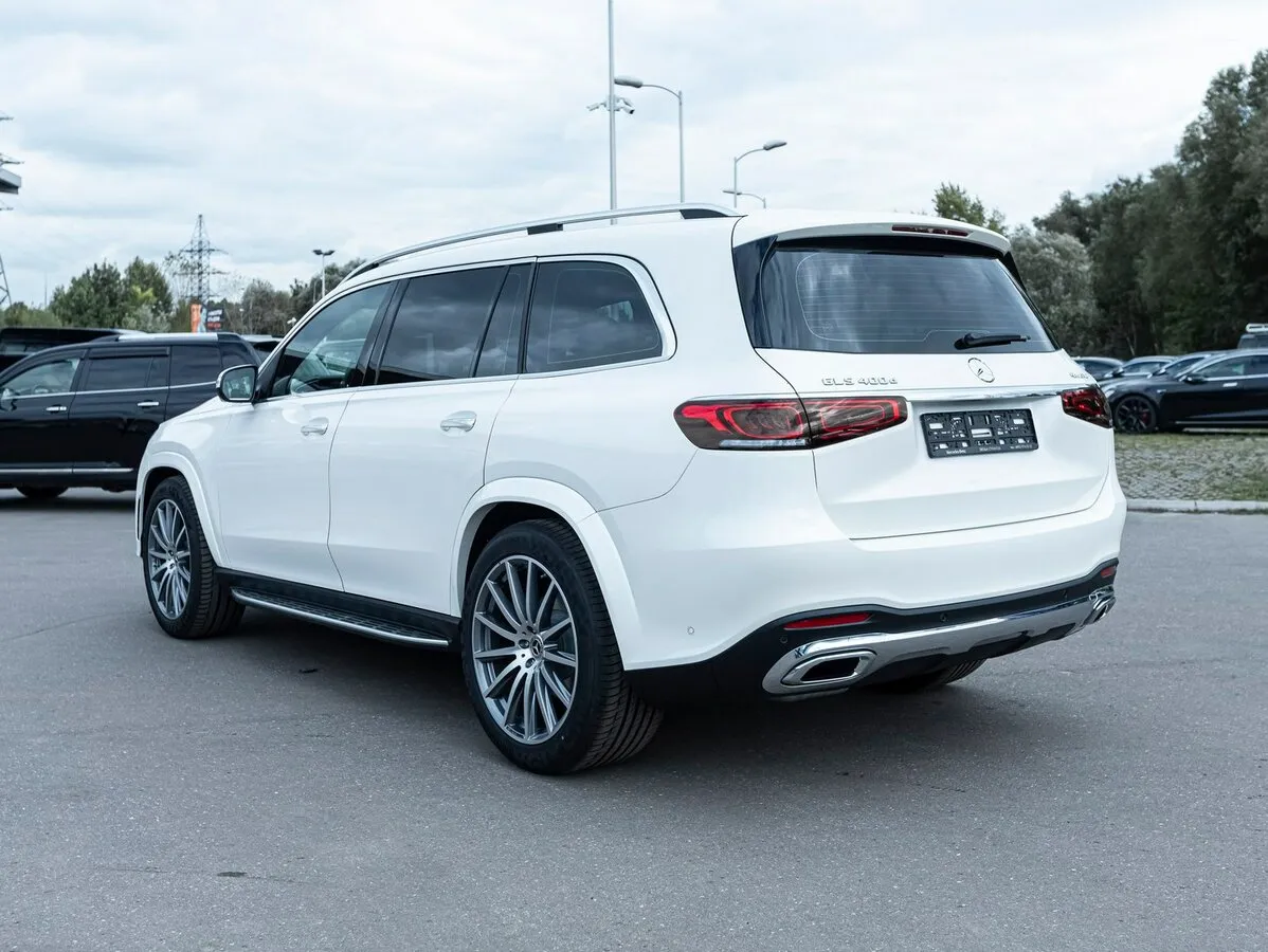 Check price and buy New Mercedes-Benz GLS 400 d (X167) For Sale