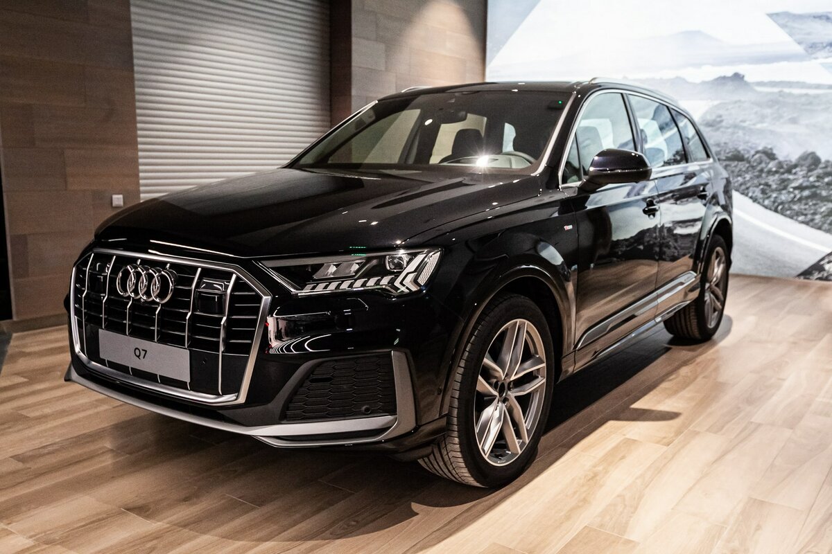Check price and buy New Audi Q7 45 TDI (4M) Restyling For Sale