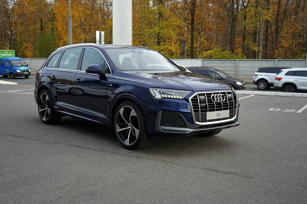 Check price and buy New Audi Q7 45 TDI (4M) Restyling For Sale