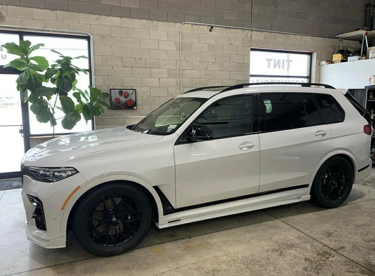 Check our price and buy Renegade Design body kit for BMW X7 G07