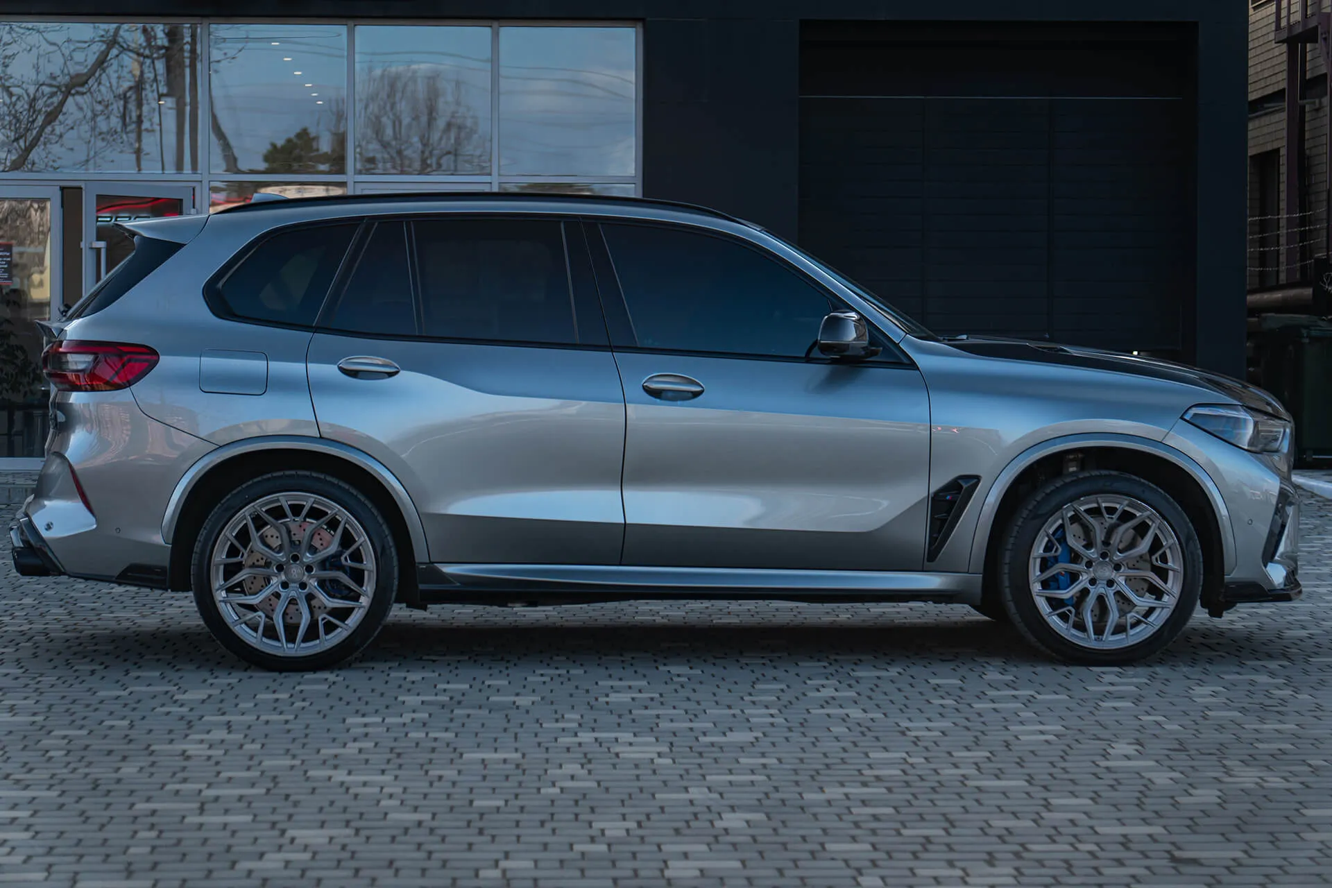 Check our price and buy Larte Design carbon fiber body kit set for BMW X5 M F95!