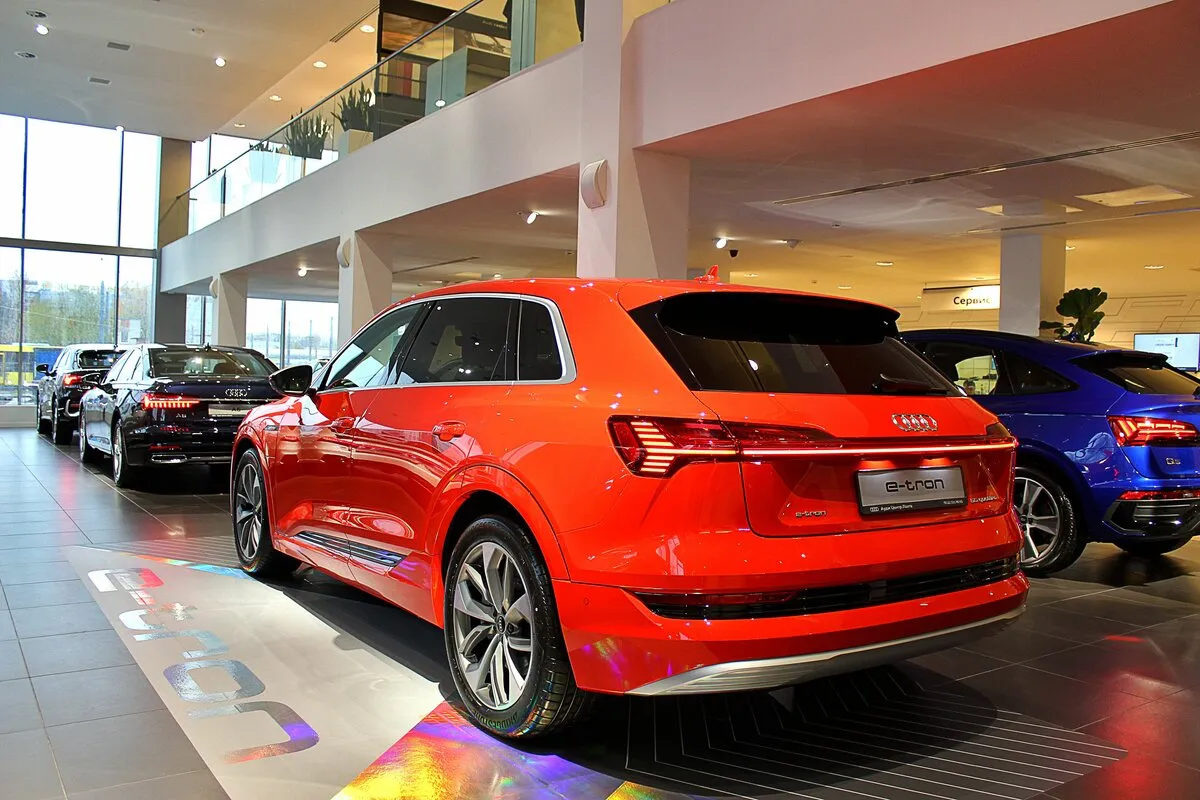 Buy New Audi E-Tron 55
