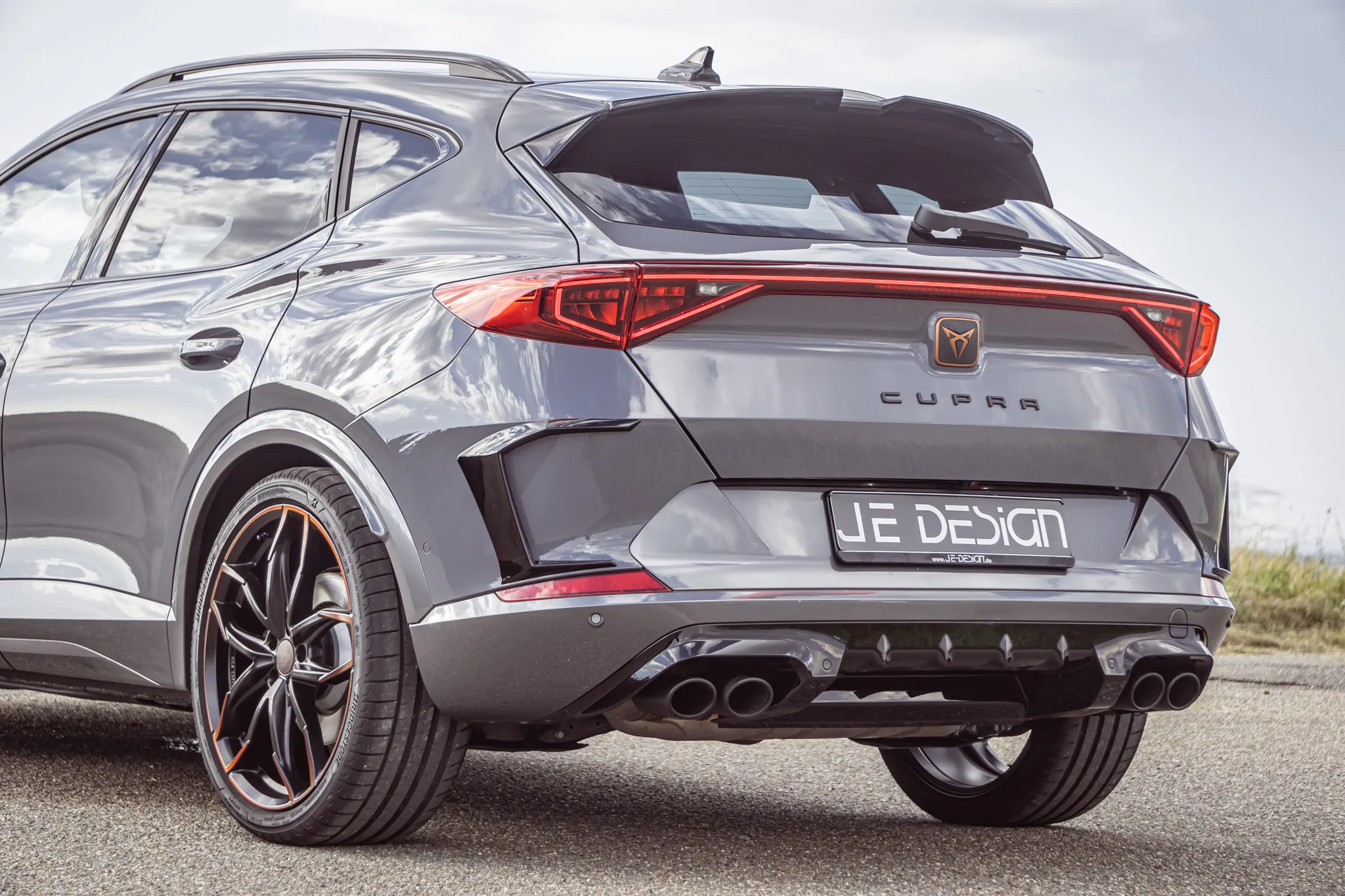 Check our price and buy JE Design body kit for Cupra Formentor KM Street Race!