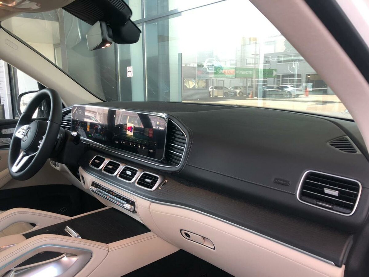 Check price and buy New Mercedes-Benz GLS 450 (X167) For Sale