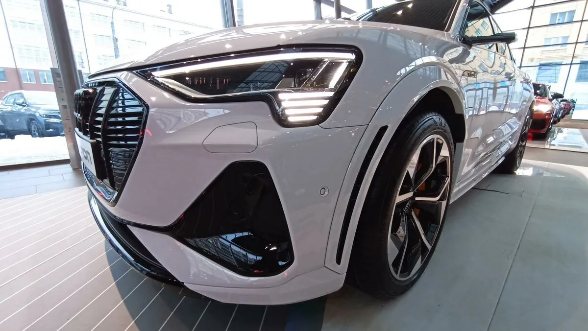 Check price and buy New Audi E-Tron S For Sale